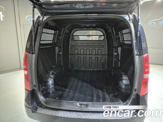 Hyundai Starex 2019 — photo 6