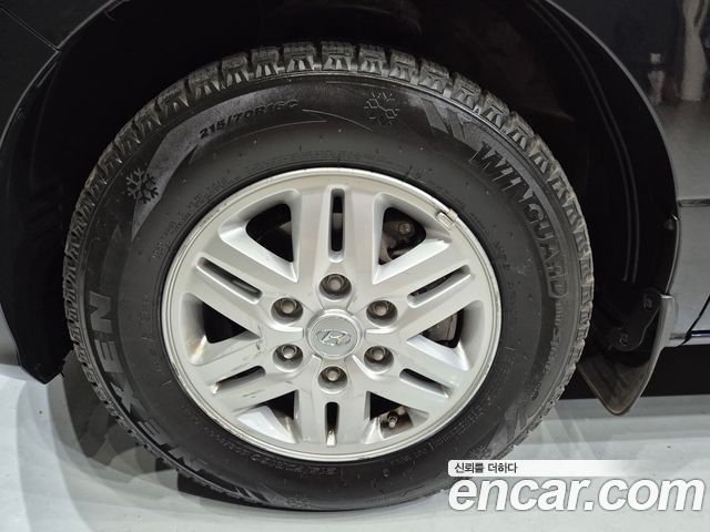 Hyundai Starex 2019 — photo 15