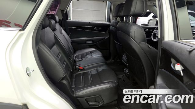 Kia Sorento 2015 — photo 17
