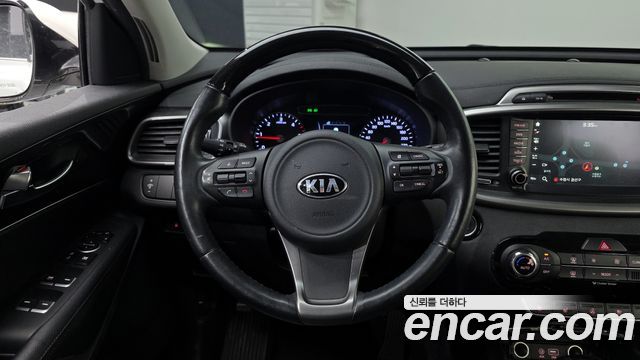 Kia Sorento 2015 — photo 18