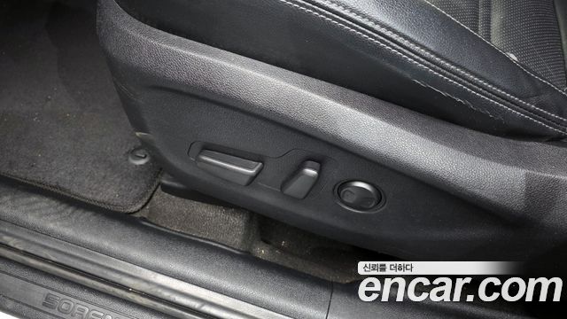Kia Sorento 2015 — photo 21