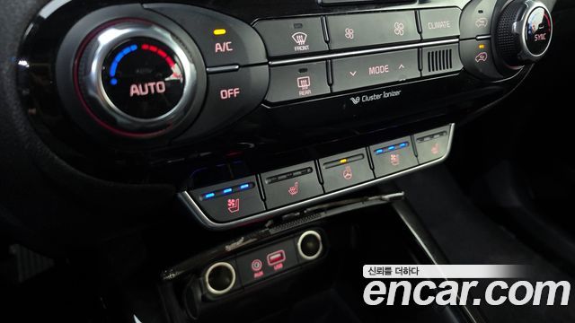 Kia Sorento 2015 — photo 22