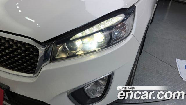Kia Sorento 2015 — photo 8
