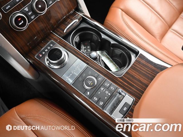 Land Rover Range Rover 2017 — photo 9