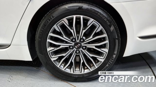 Kia K9 2019 — photo 7