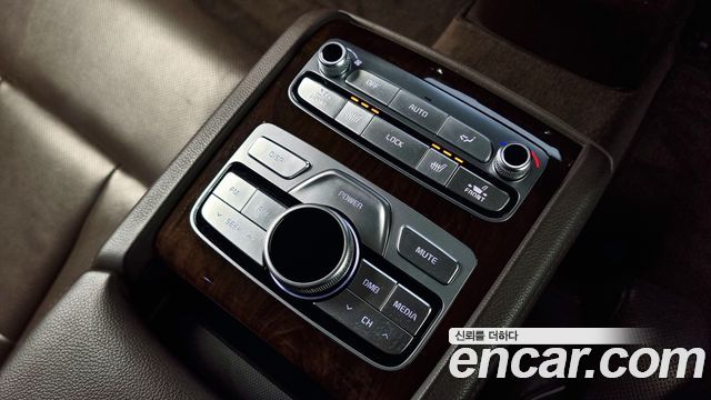 Kia K9 2019 — photo 30