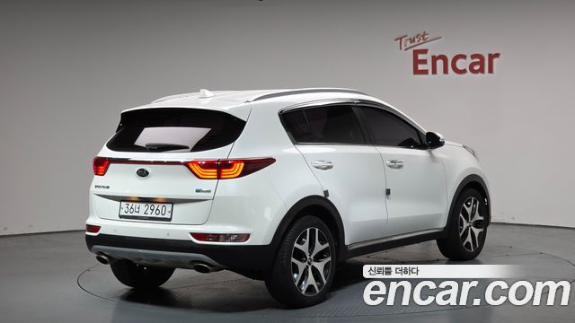 Kia Sportage 2018 — photo 2