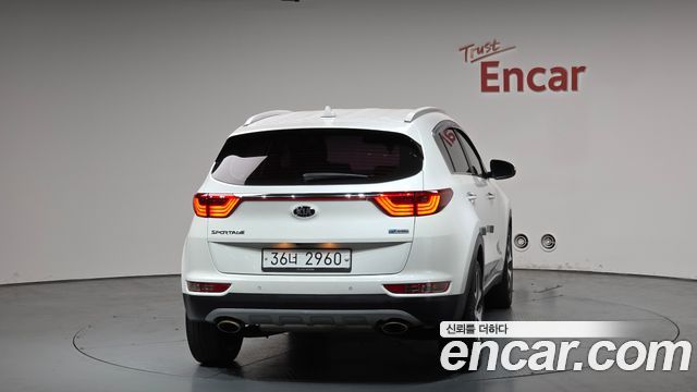Kia Sportage 2018 — photo 4
