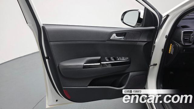 Kia Sportage 2018 — photo 14