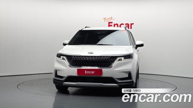Kia Canival 2021 — photo 3