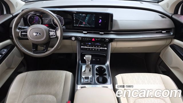 Kia Canival 2021 — photo 10