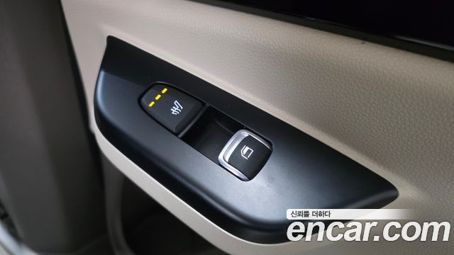 Kia Canival 2021 — photo 25