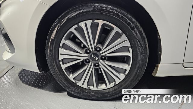Kia K7 2020 — photo 5