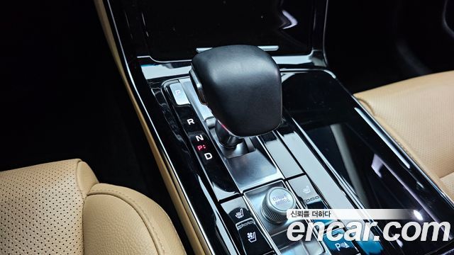Kia K7 2020 — photo 12