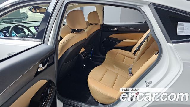 Kia K7 2020 — photo 16
