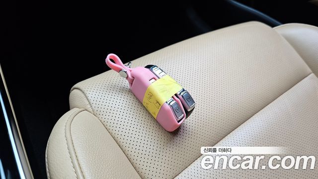 Kia K7 2020 — photo 32
