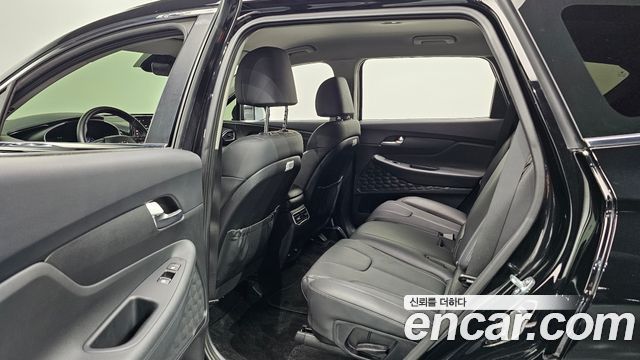 Hyundai Santafe 2023 — photo 11