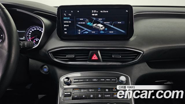 Hyundai Santafe 2023 — photo 12
