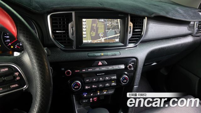 Kia Sportage 2017 — photo 20