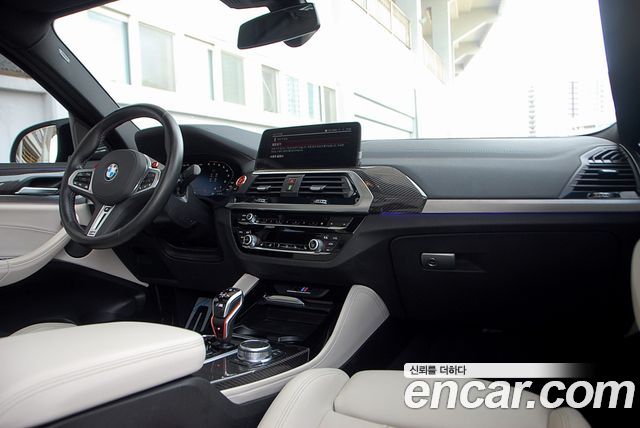 BMW X4M 2021 — photo 16