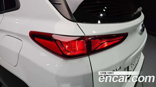 Hyundai Kona 2018 — photo 9