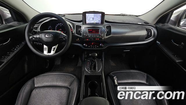 Kia Sportage 2012 — photo 10