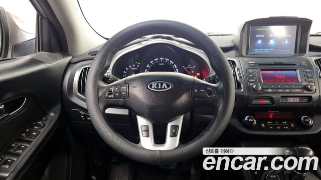 Kia Sportage 2012 — photo 19