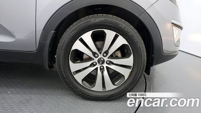 Kia Sportage 2012 — photo 7