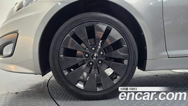 Kia K5 2013 — photo 5