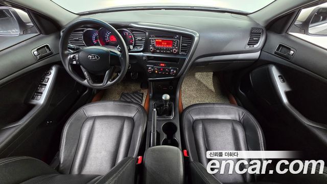 Kia K5 2013 — photo 10