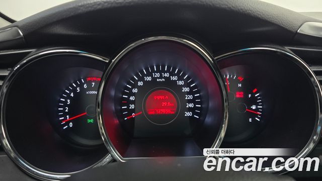 Kia K5 2013 — photo 11