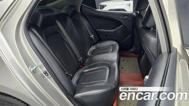 Kia K5 2013 — photo 18
