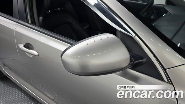 Kia K5 2013 — photo 30