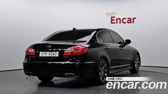 Hyundai Genesis 2012 — photo 2