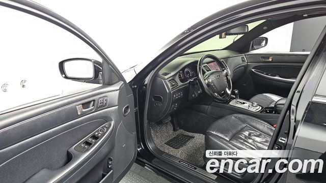 Hyundai Genesis 2012 — photo 10