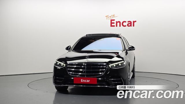 Mercedes-Benz S-Class 2023 — photo 3