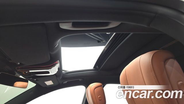 Mercedes-Benz S-Class 2023 — photo 24