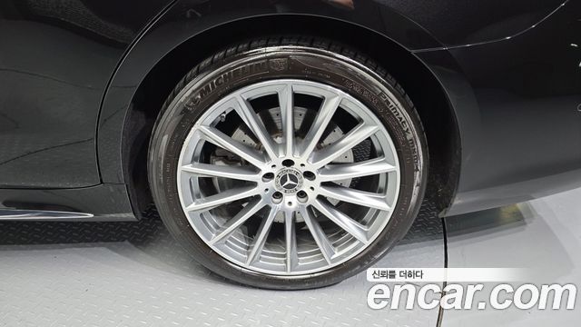 Mercedes-Benz S-Class 2023 — photo 7