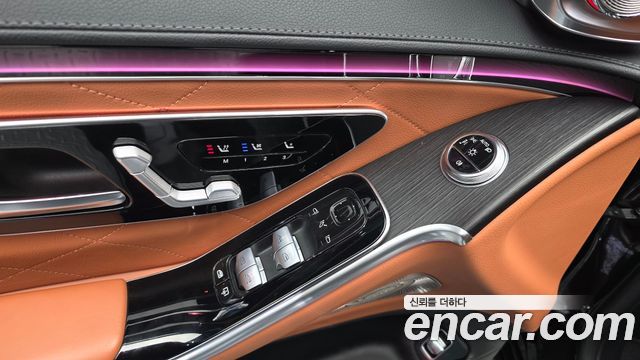 Mercedes-Benz S-Class 2023 — photo 29