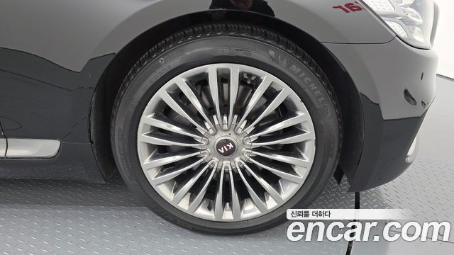 Kia K9 2019 — photo 5