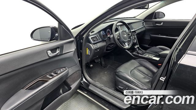 Kia K5 2017 — photo 13