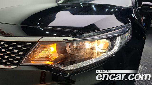 Kia K5 2017 — photo 8
