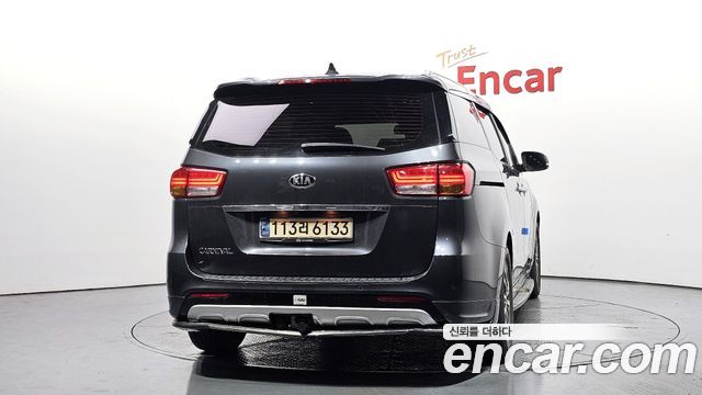 Kia Canival 2016 — photo 4