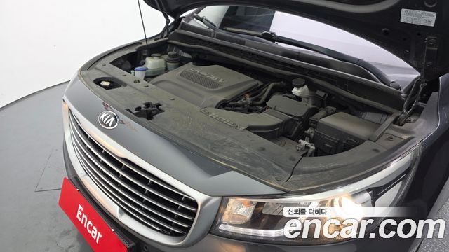 Kia Canival 2016 — photo 6