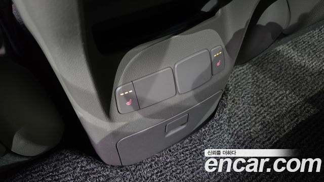 Kia Canival 2016 — photo 20