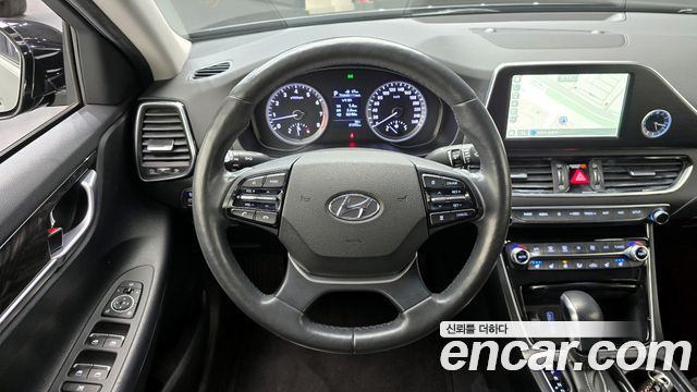 Hyundai Grandeur 2018 — photo 18
