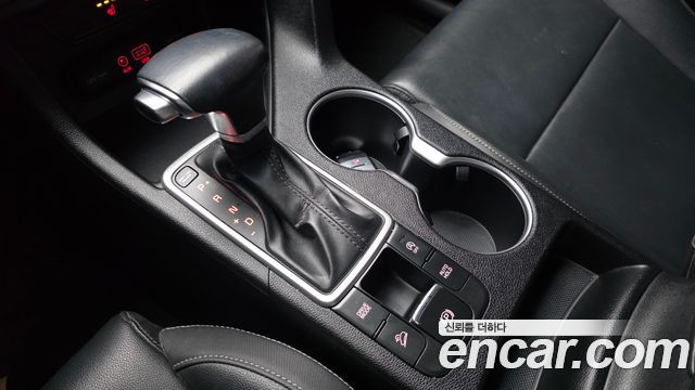 Kia Sportage 2016 — photo 12