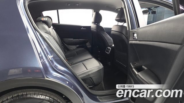 Kia Sportage 2016 — photo 18