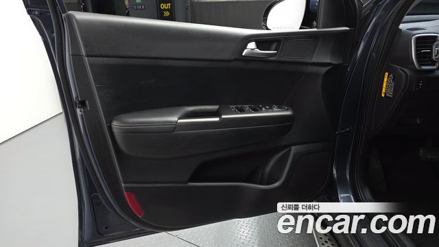 Kia Sportage 2016 — photo 14