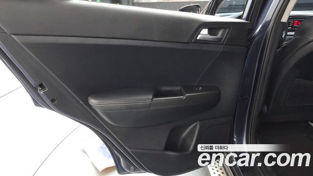 Kia Sportage 2016 — photo 15